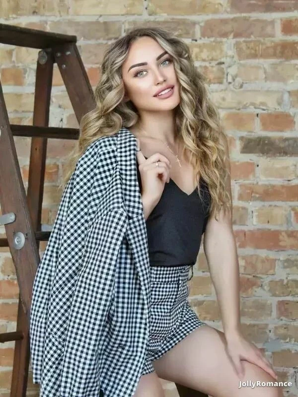 Yevheniia Profile image 3