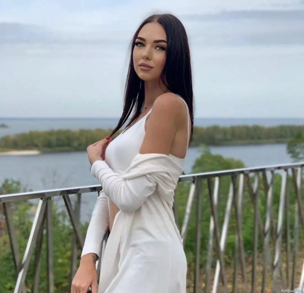 Liliia Profile image 4