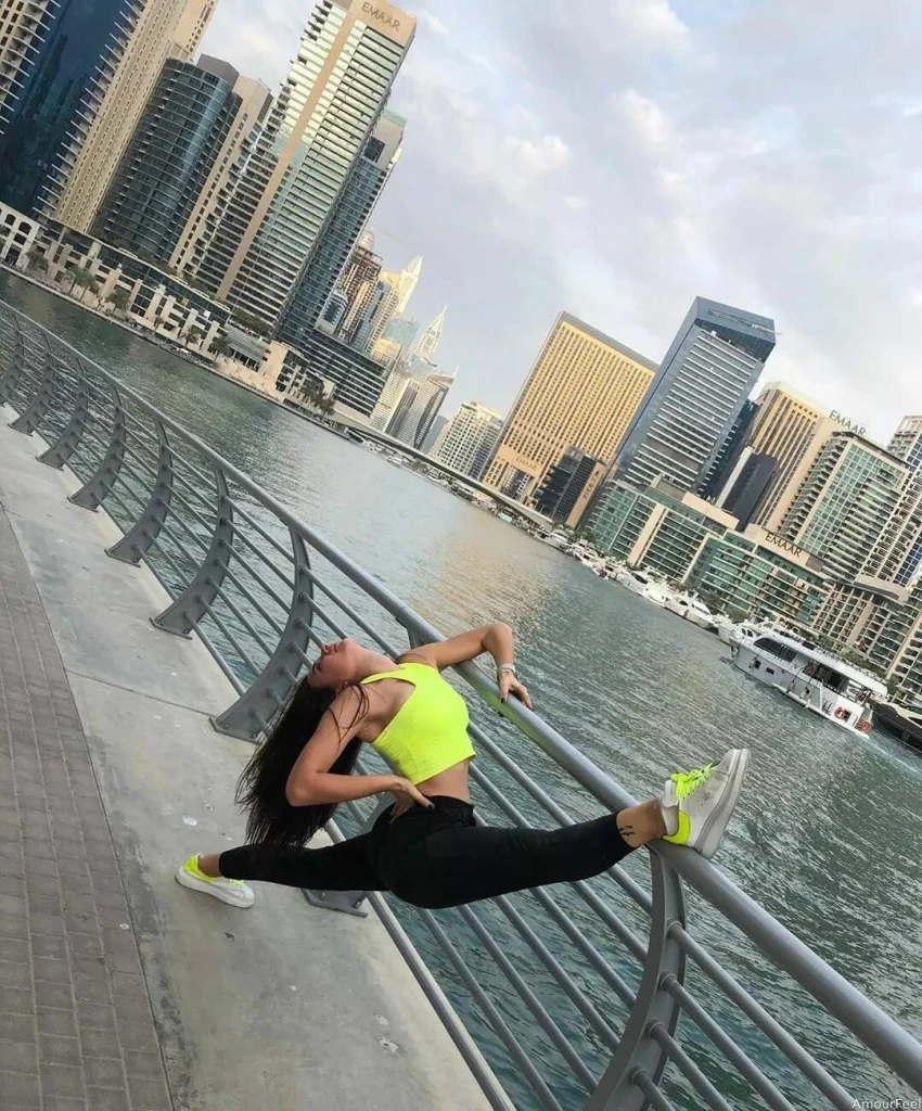 Alexandra Profile image 4