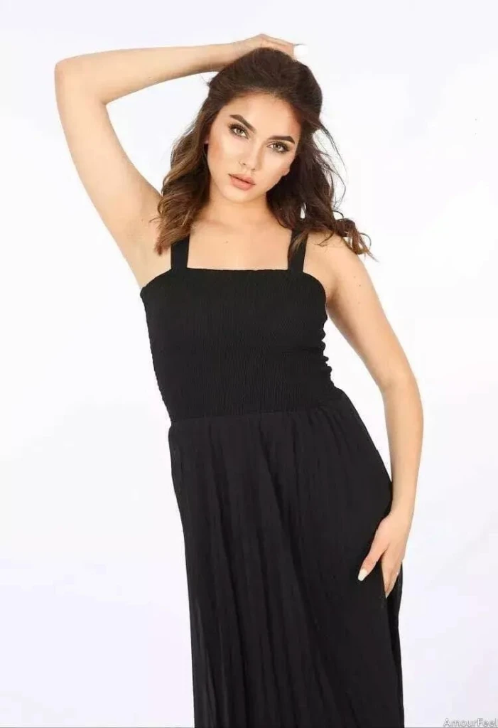 Yelyzaveta Profile image 3