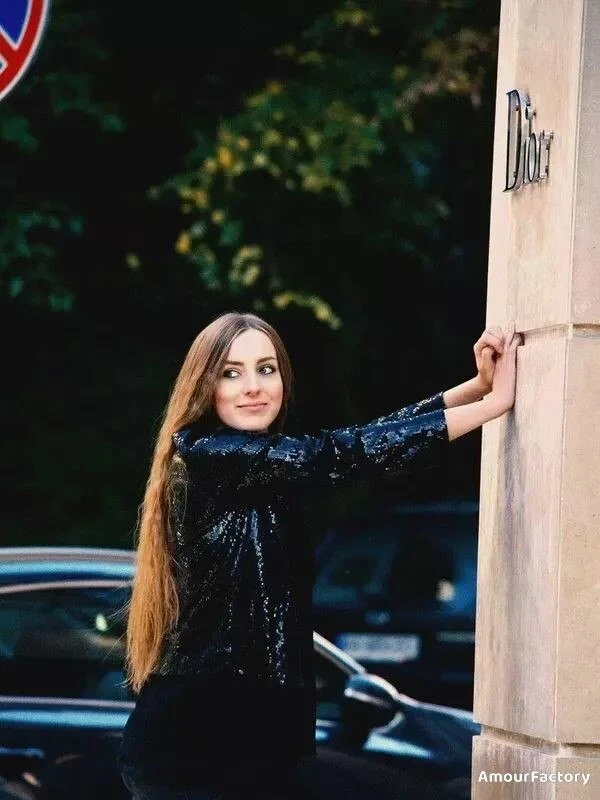 Alexandra Profile image 2