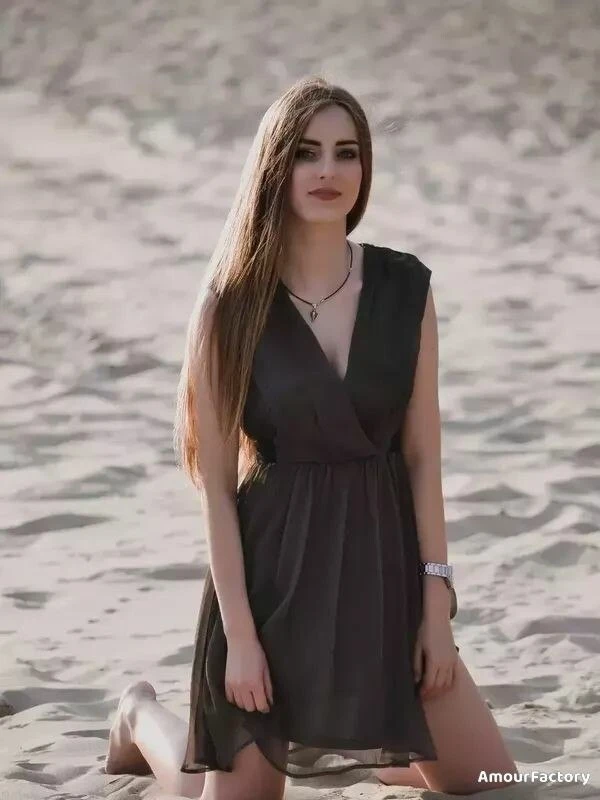 Alexandra Profile image 3