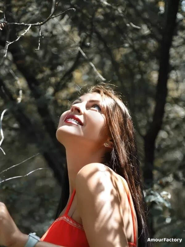 Olga Profile image 1