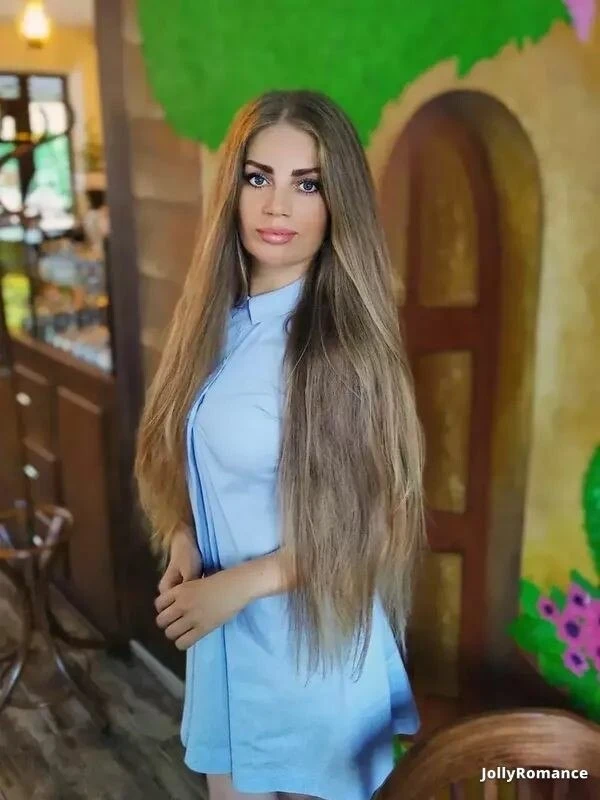 Aleksandra Profile image 4