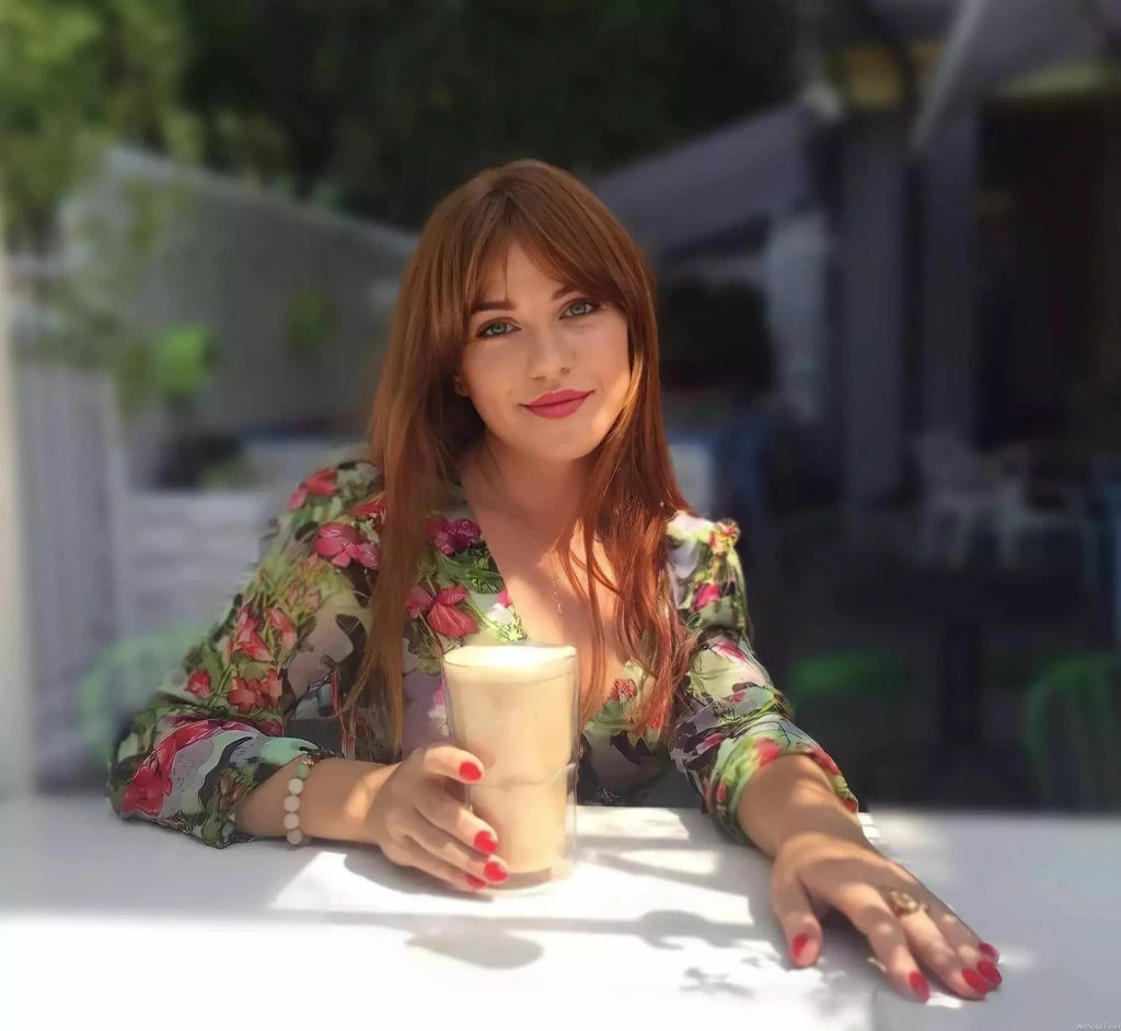 Vitaliia Profile image 3