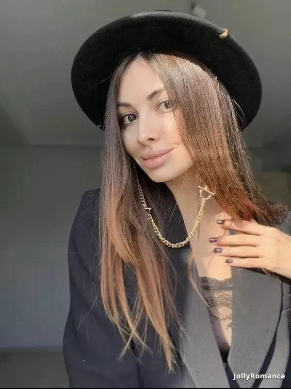 Galina Profile image 2