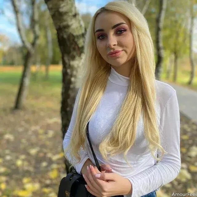 Anna Profile image 2