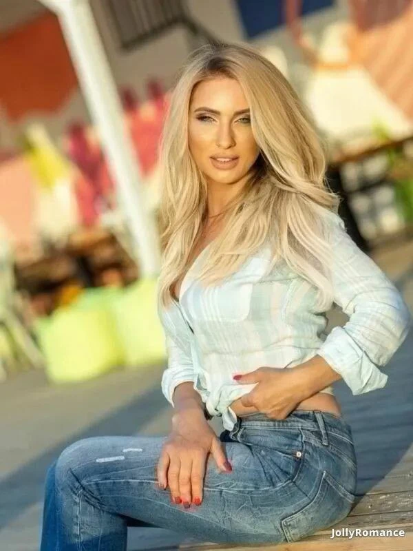 Viktoriya Profile image 1
