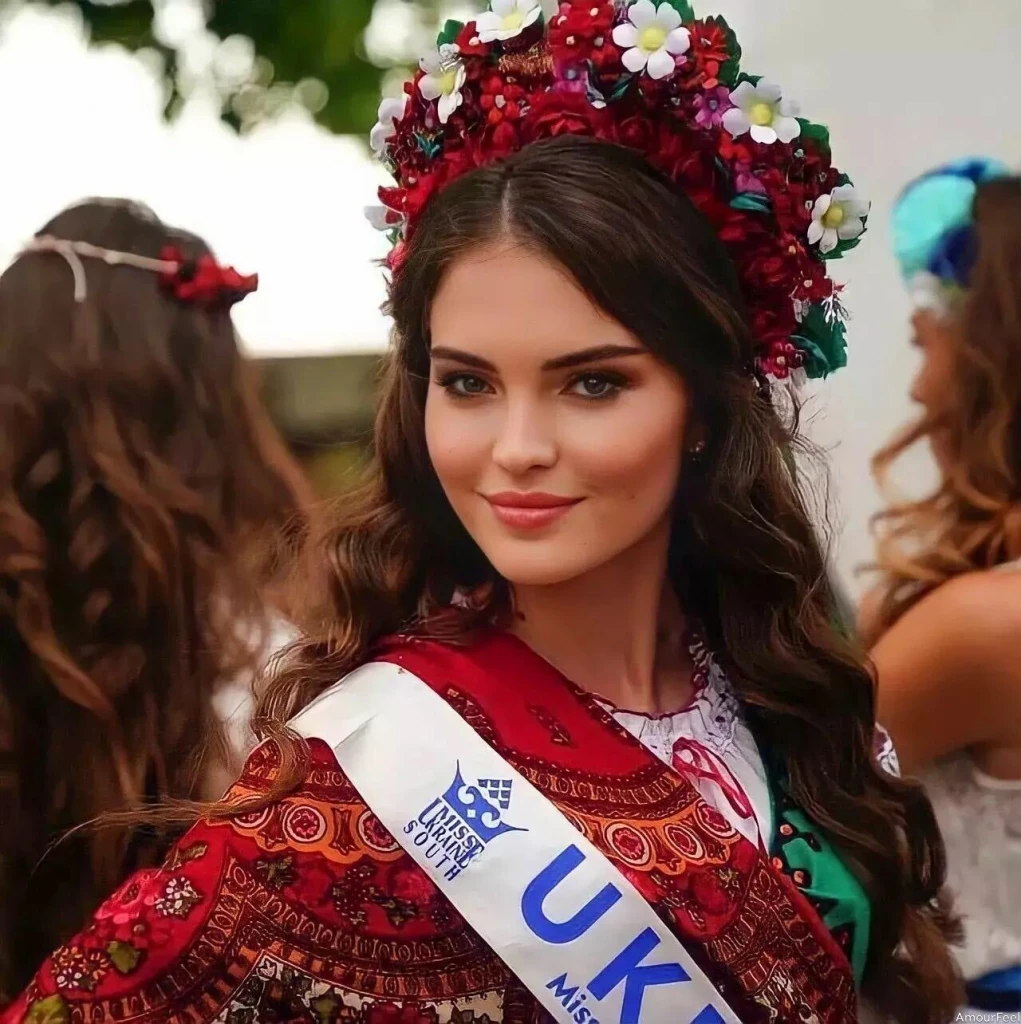 Viktoria Profile image 4