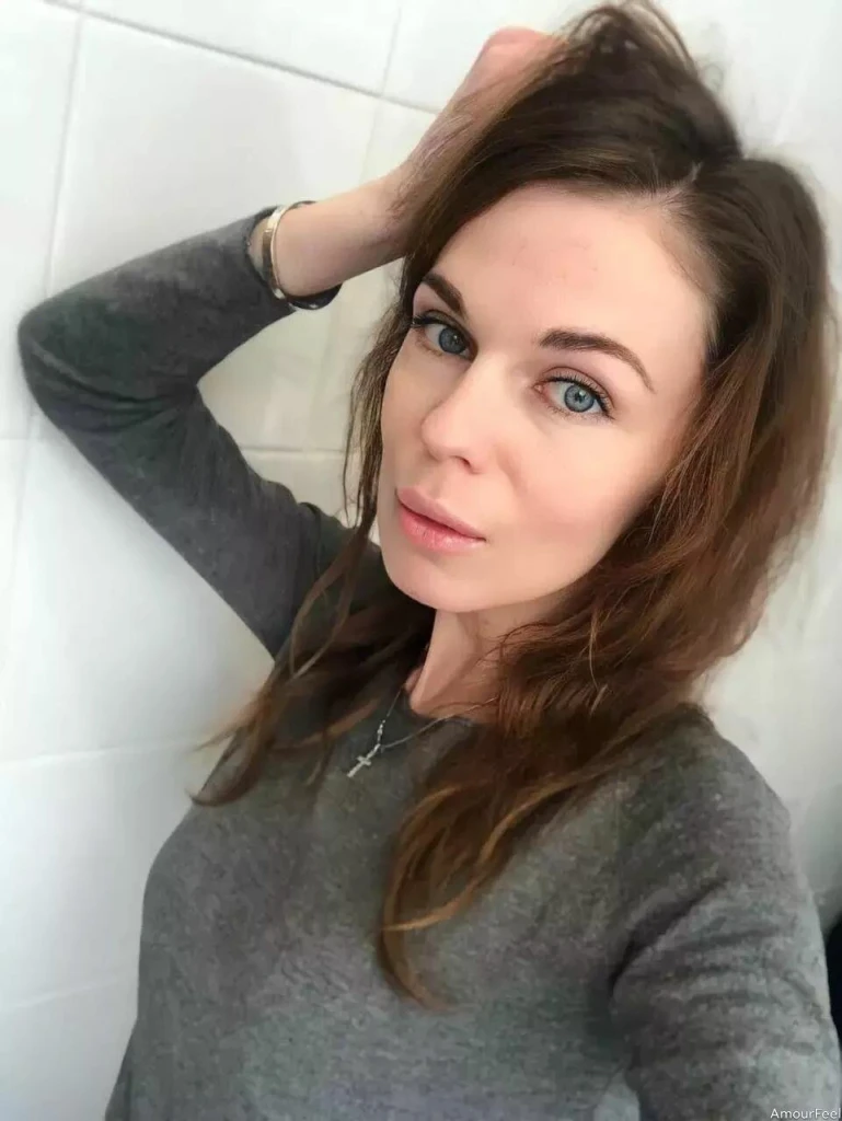 Kristina Profile image 2