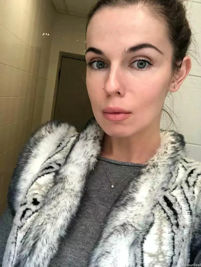 Kristina Profile image 3