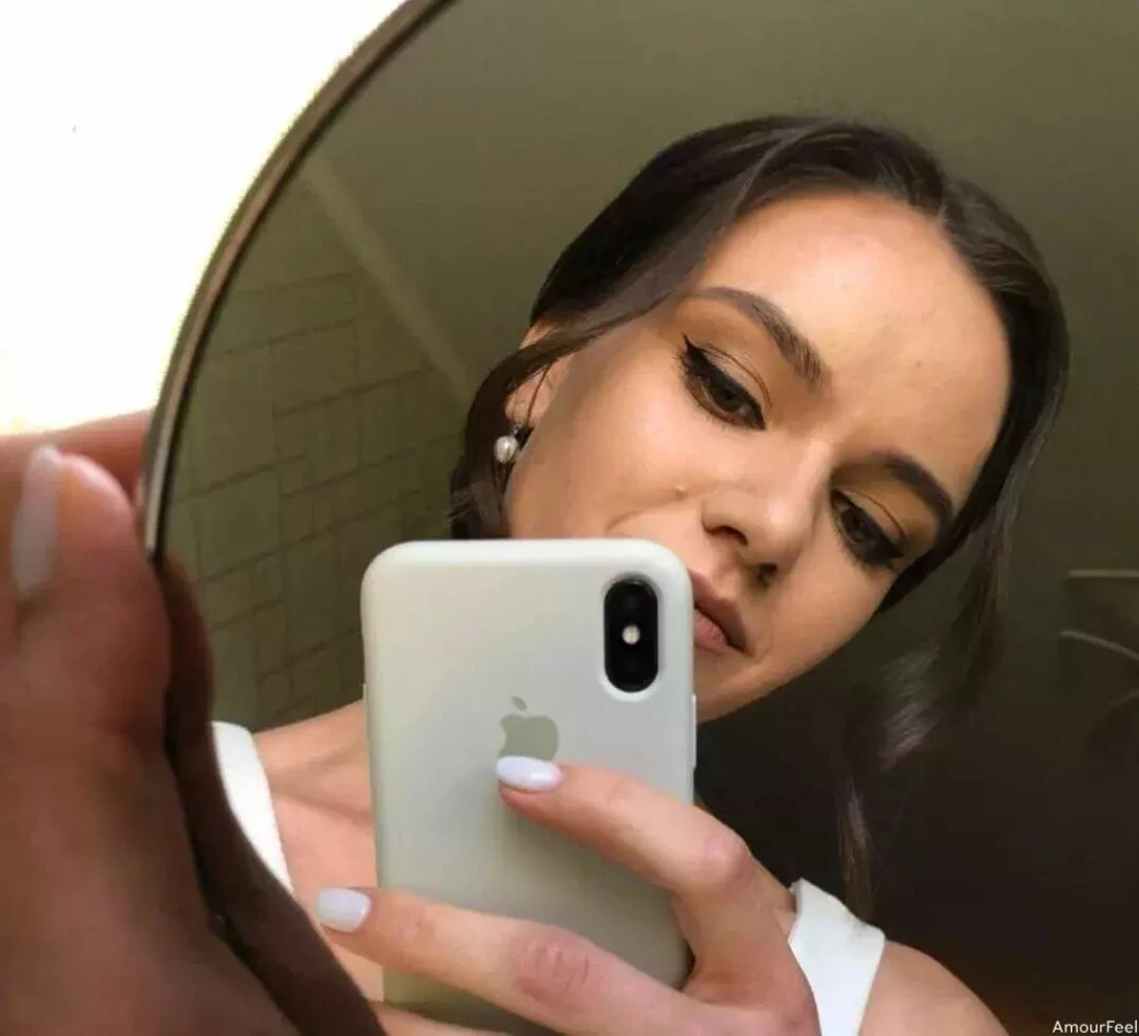 Olena Profile image 1