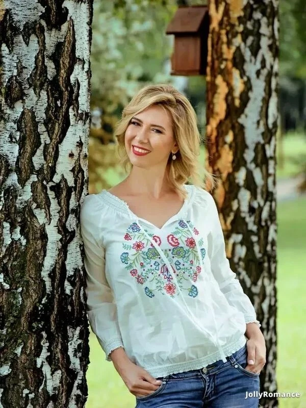 Inna Profile image 1