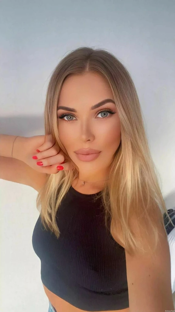 Olena Profile image 1