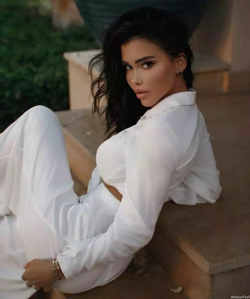 Alena Profile image 4