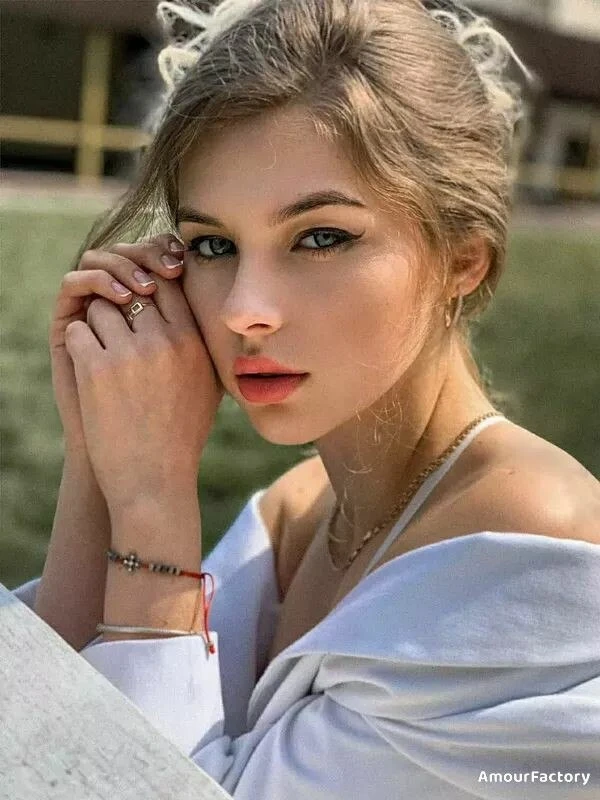 Olha Profile image 3