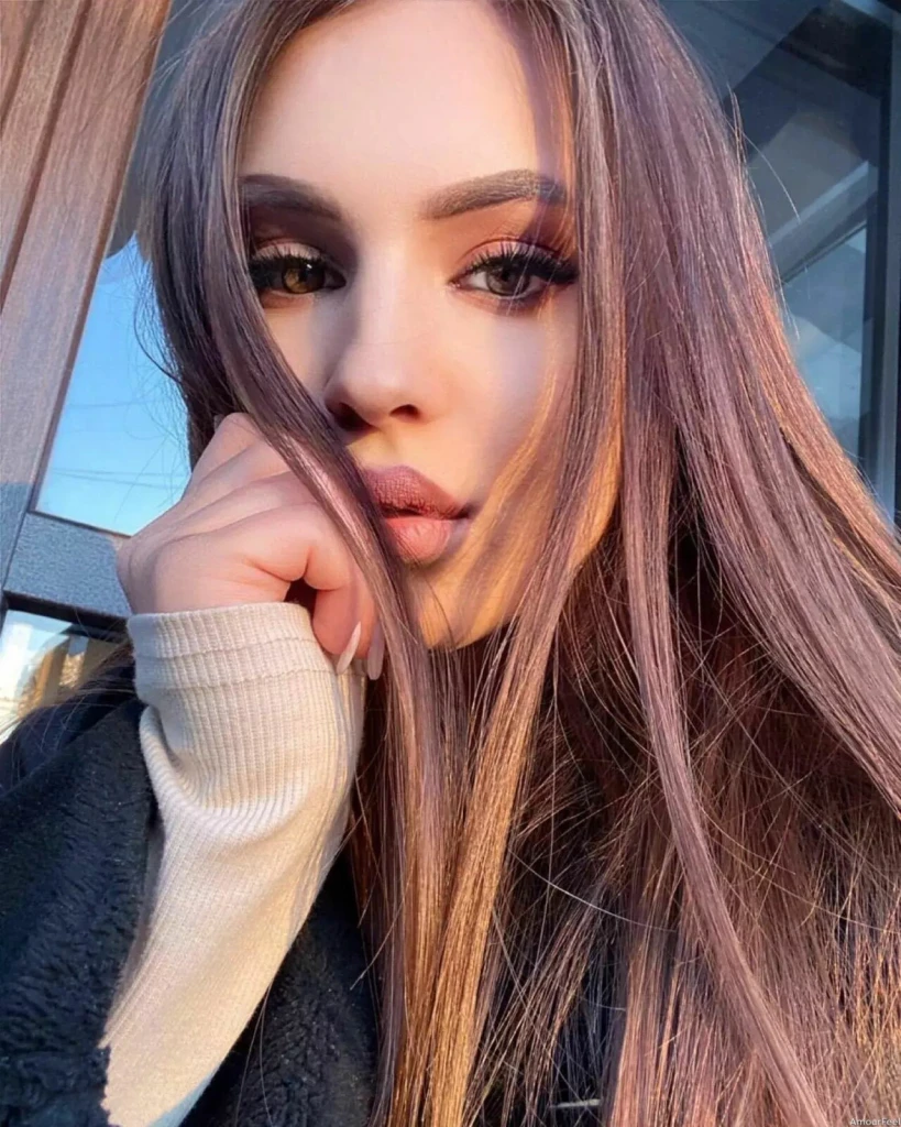 Ilona Profile image 3