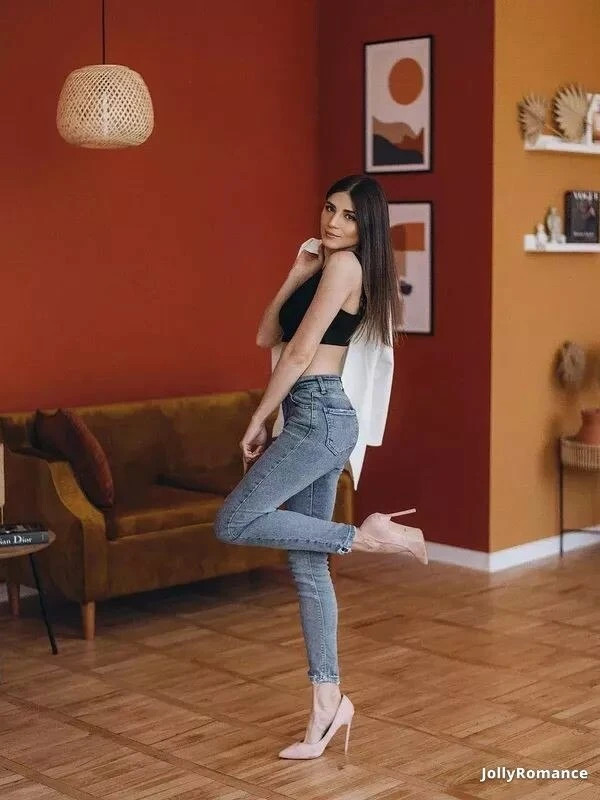Svitlana Profile image 3