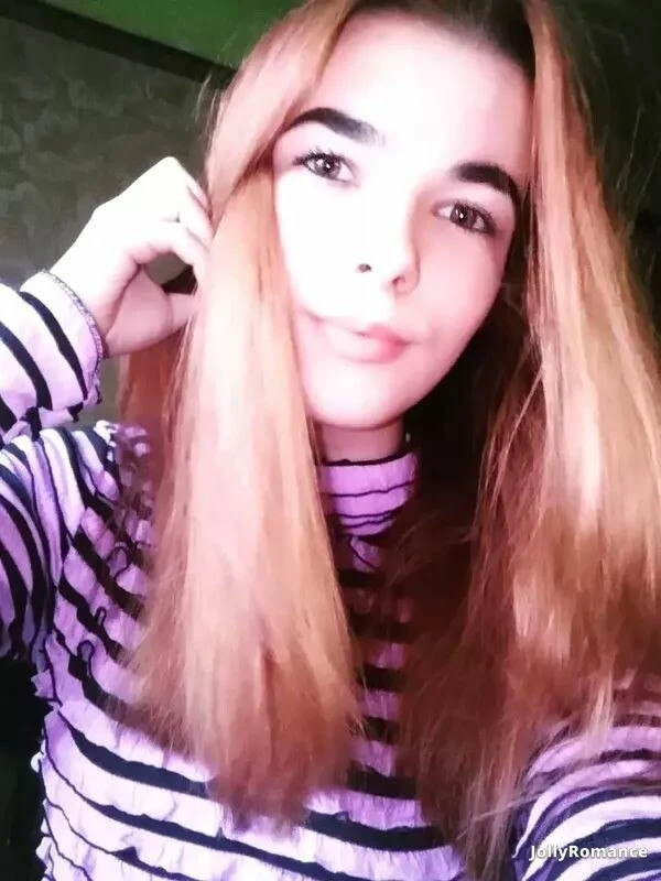 Oksana Profile image 4