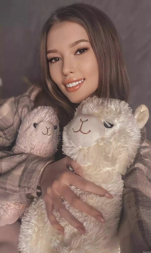 Yana Profile image 1