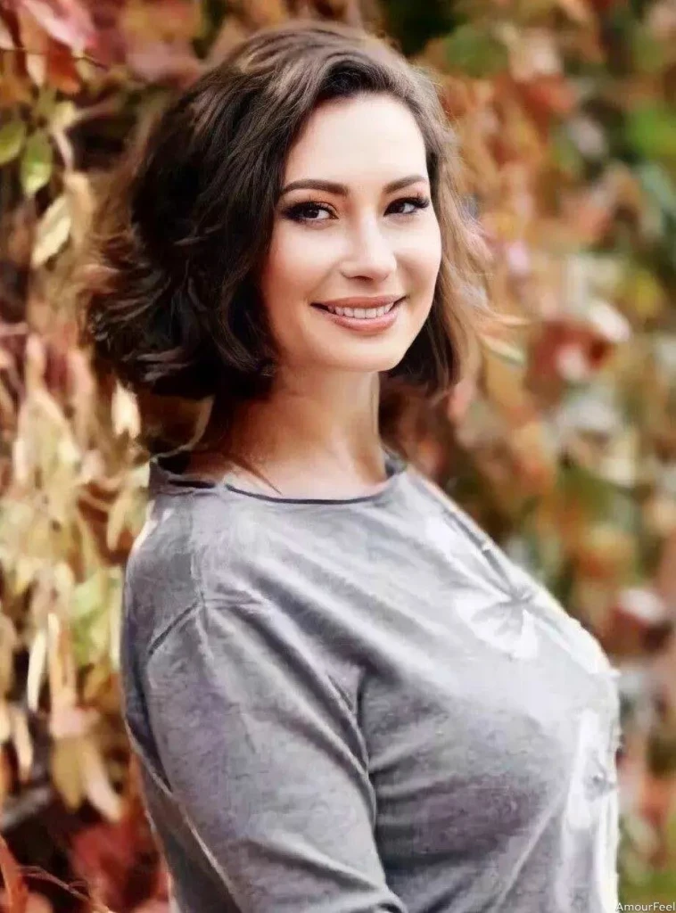 Yelyzaveta Profile image 1