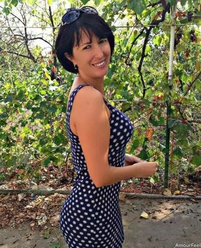 Elena Profile image 1