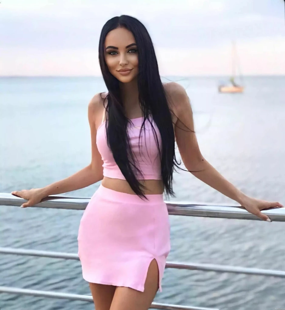 Eleonora Profile image 2
