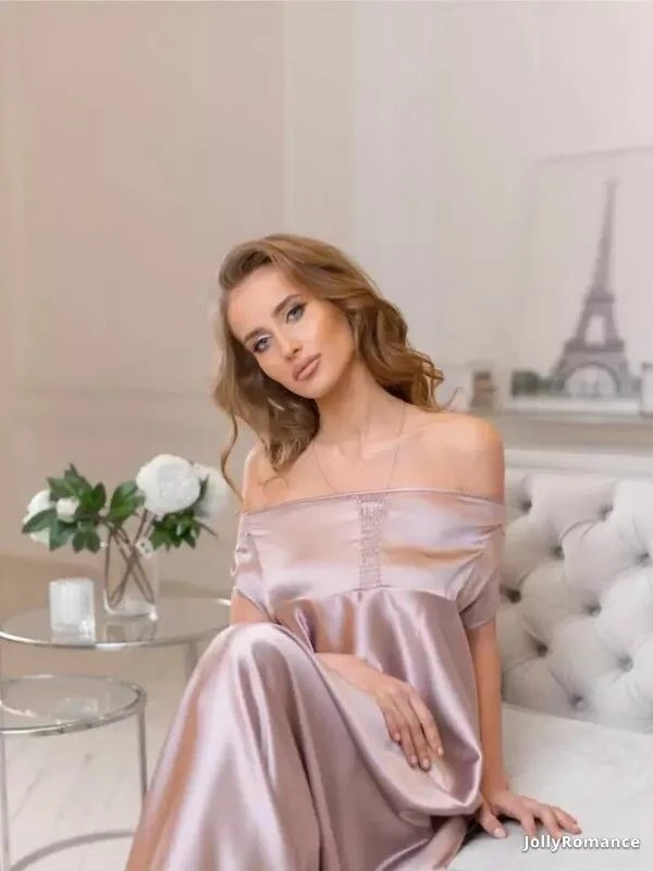 Victoria Profile image 1