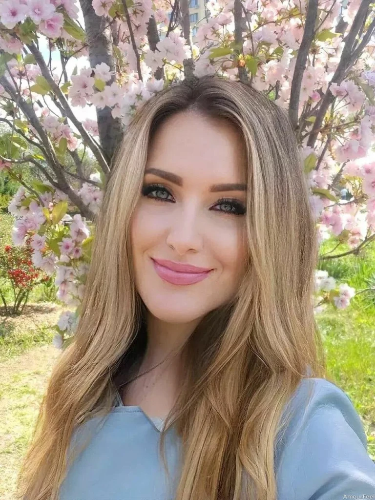 Yuliia Profile image 1