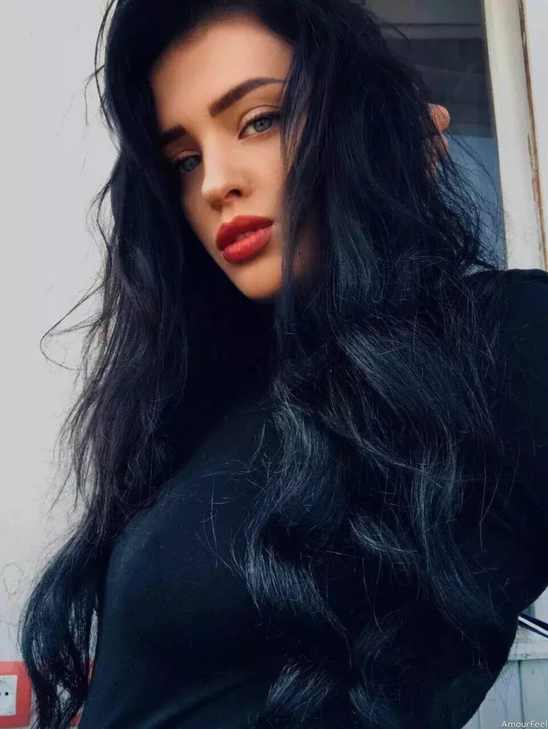 Diana Profile image 3