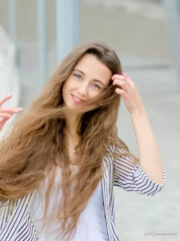 Olesya Profile image 3