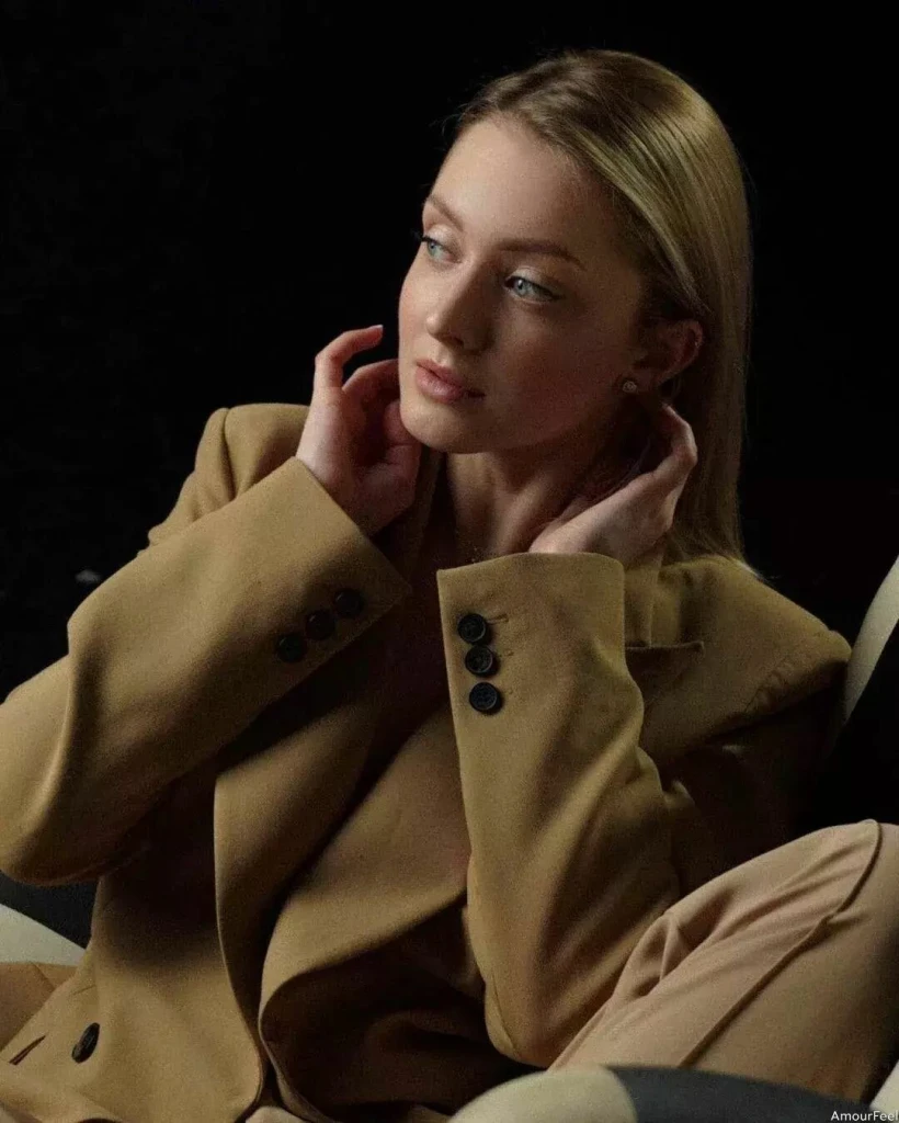 Vasylyna Profile image 1