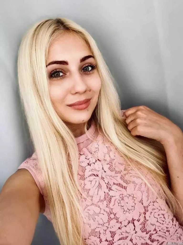 Krystyna Profile image 2