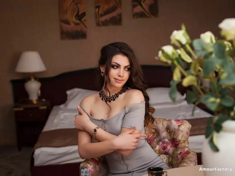 Julia Profile image 4