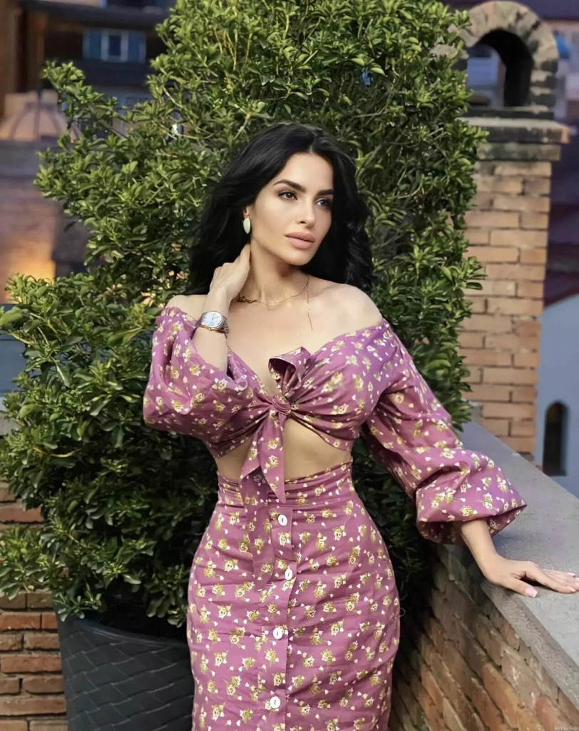 Lidiya Profile image 4