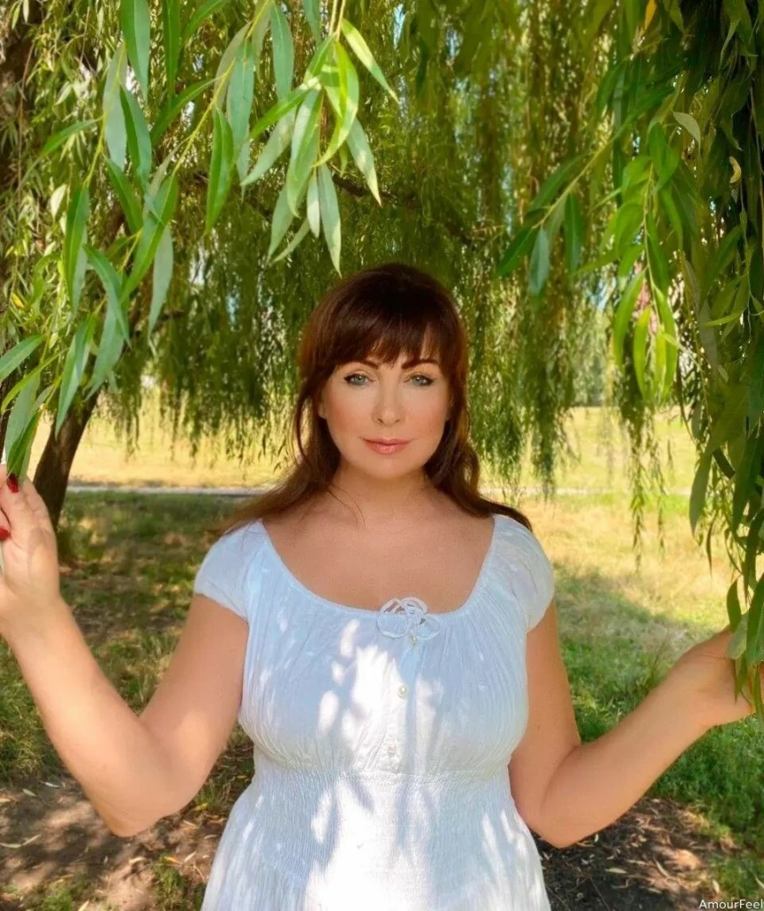 Alena Profile image 4