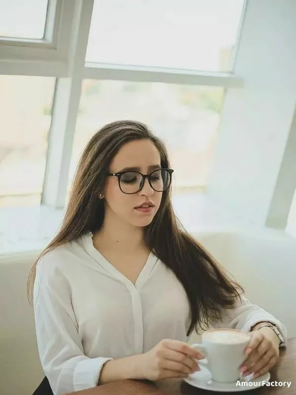 Elmira Profile image 1