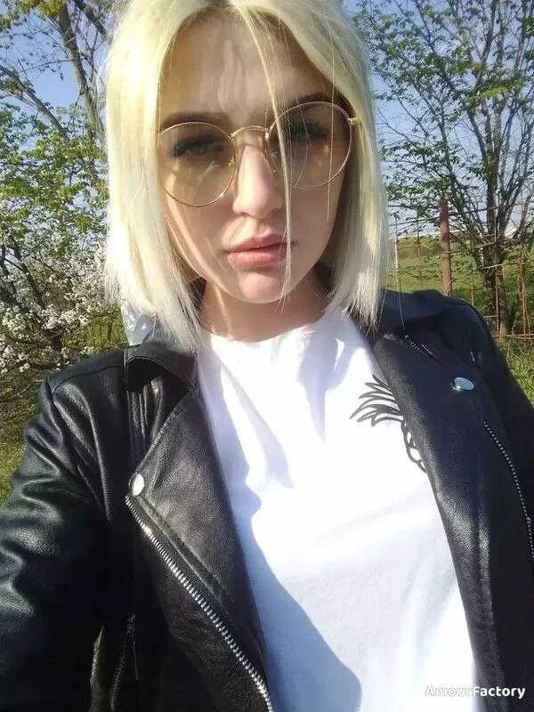 Irina Profile image 3