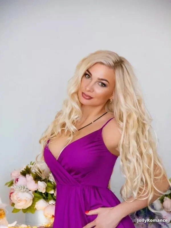 Marina Profile image 3