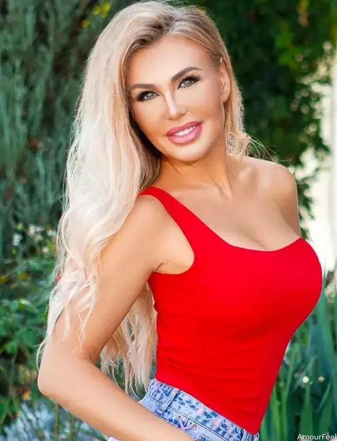 Tetiana Profile image 1