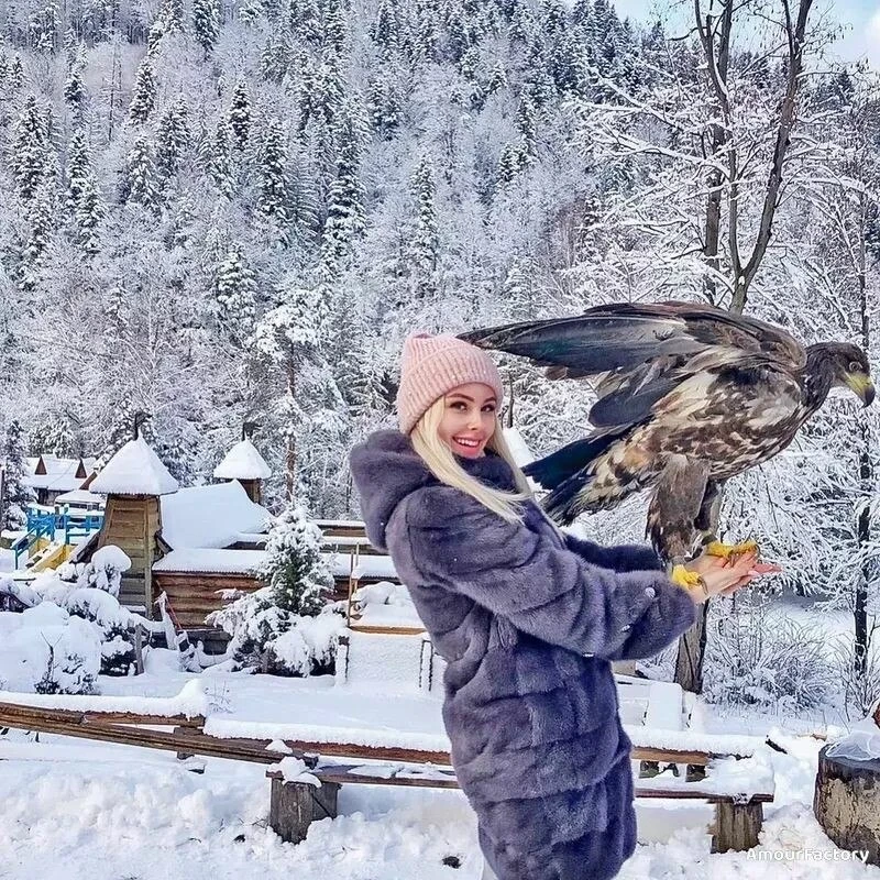 Myroslava Profile image 3